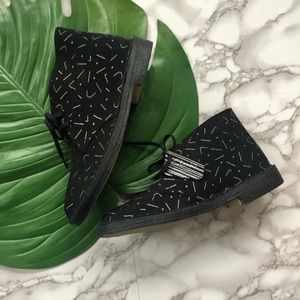 RARE Clarks Originals Black and White Desert Boots